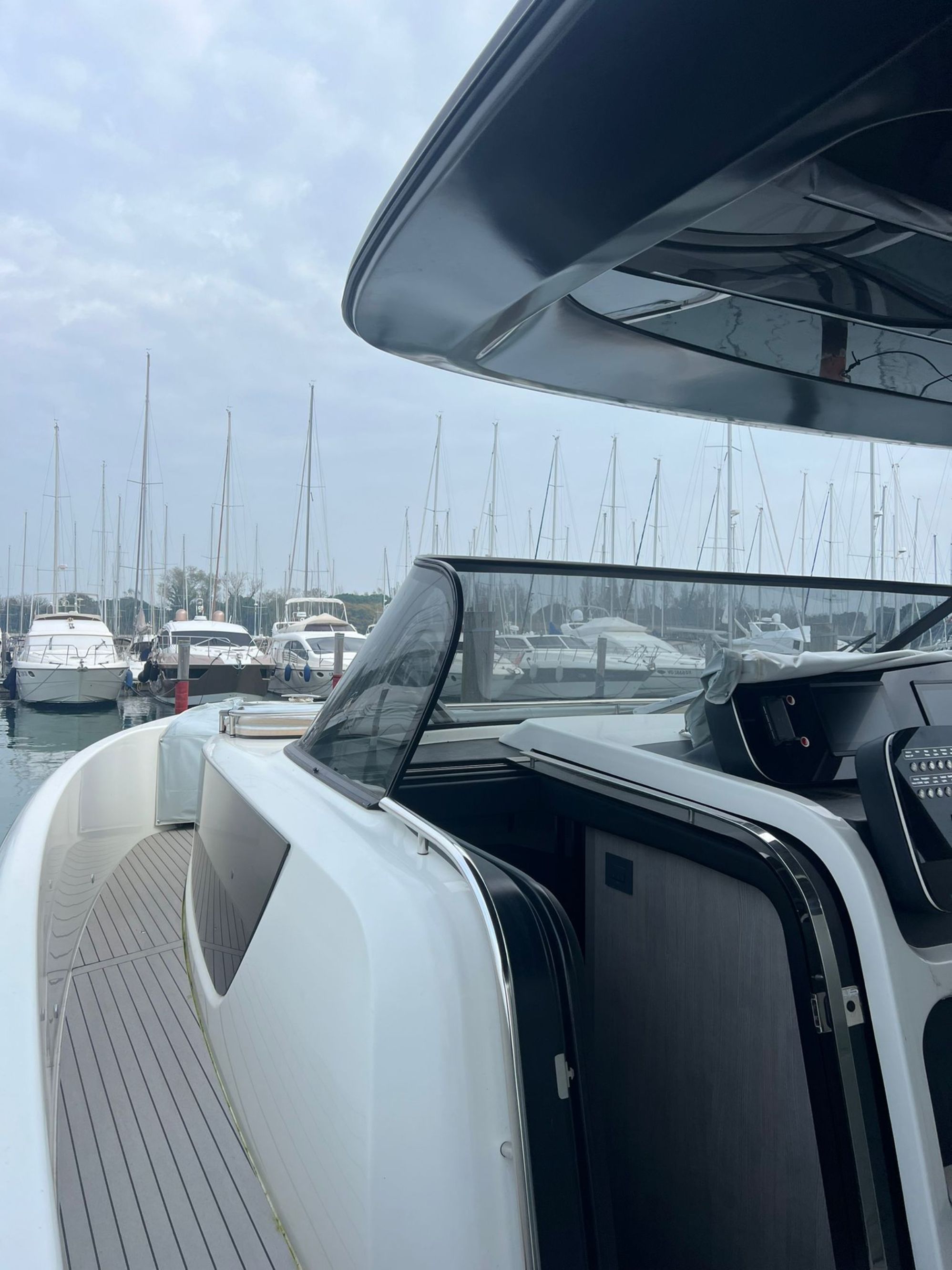 CRANCHI A46 LUXURY TENDER (2022)